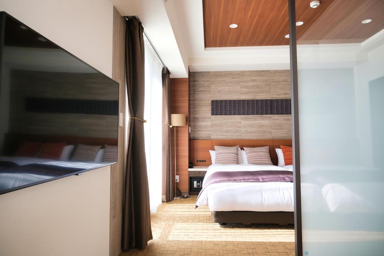 Luxcare Hotel Осака Экстерьер фото
